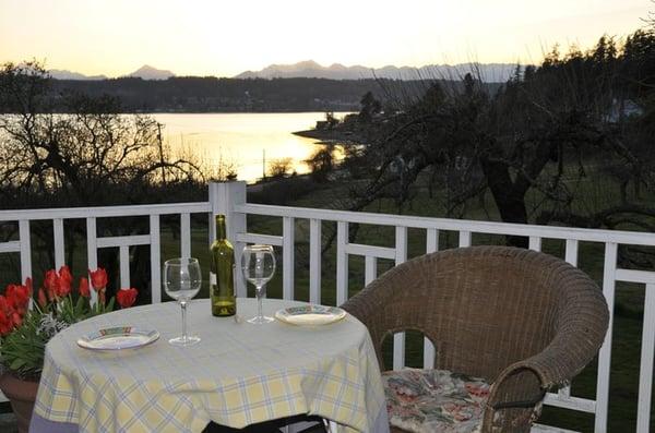 A romantic sunset dinner for two is always welcome on the deck.