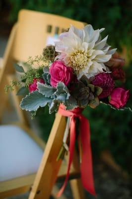 Beautiful wedding florals (Photo by Anna Wu Photography)