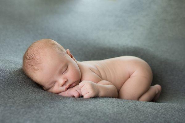 Newborn photography, 3 weeks old baby boy session |New Haven, Connecticut