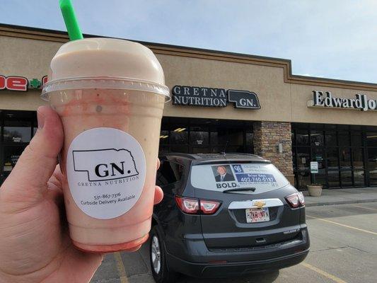 Hit up GN anytime for a delicious shake or tea. The white chocolate raspberry is my new favorite. #BOLDchoice #BOLDresults