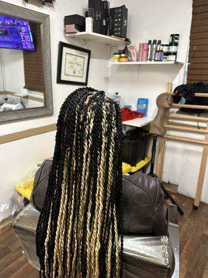 Senegalese twist