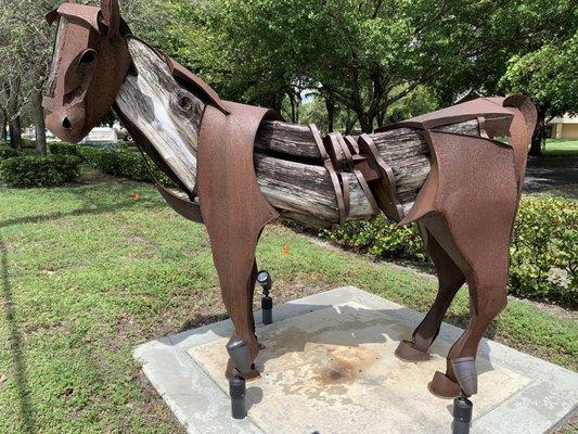 Other side of the horse sculpture