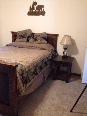 Bedroom set including lamp