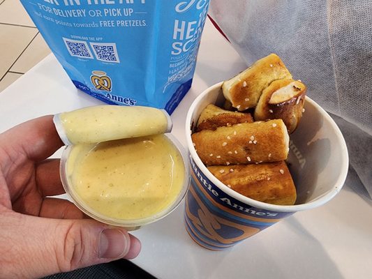 Pretzel Bites with Honey Mustard Dip