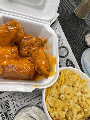 Buffalo Wings with a side of Mac and Cheese