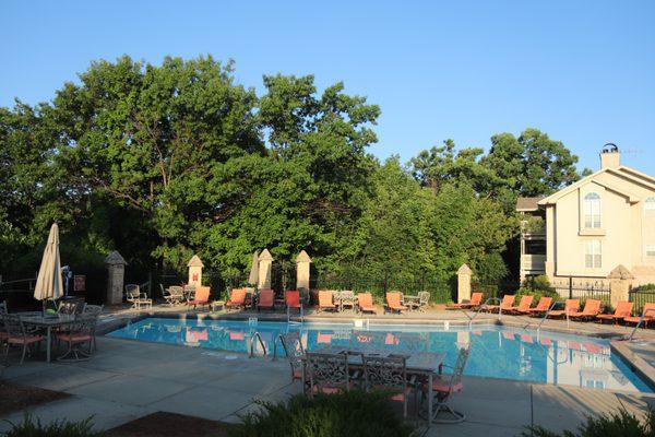 Each apartment home includes access to our fitness center, whirlpool, outdoor heated pool and lighted tennis courts.