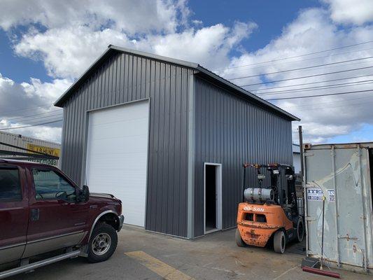 Tall garage for BNSF.