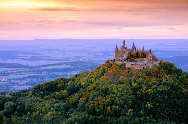 Beautiful Castles are located all throughout Europe.