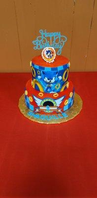 Sonic themed 2 tier cake