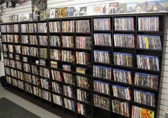 Lots of nice priced Blu-ray and DVD movies to choose from.