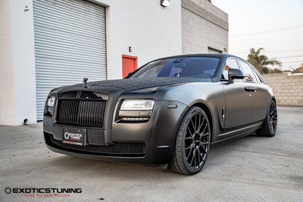 Rolls Royce ghost custom wrap, full car chrome delete, lowering and Forgiato wheels.