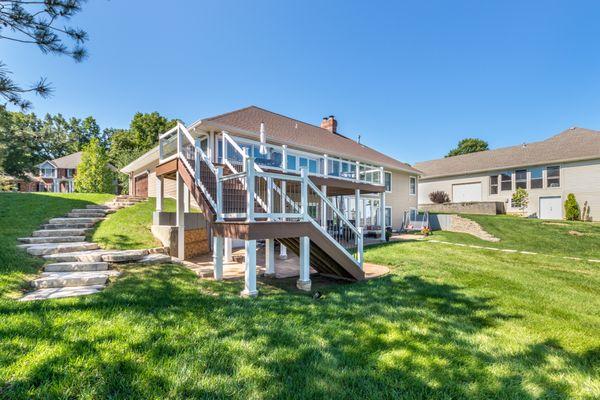 Khaki Brown James Hardie Siding - Lake Saint Louis, MO