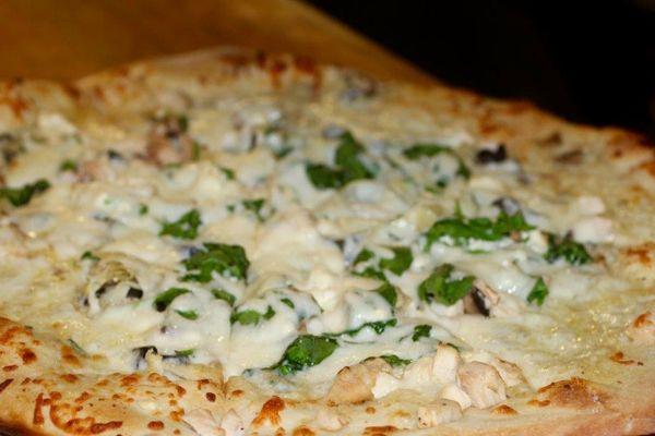 Tent Cabin Luxury Pizza - Chicken Alfredo