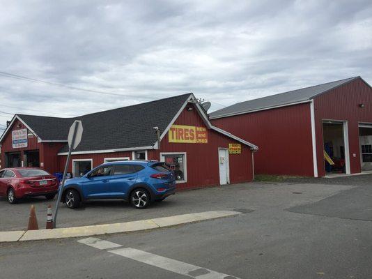 Burke Tires & Auto Repair N Dover Store