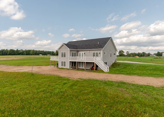 Closed - Pownal, ME. Spectacular sun filled home.