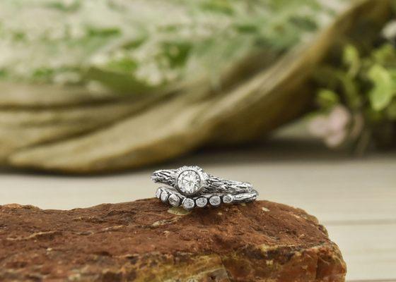 Sterling Silver nature-inspired wedding set with sustainably sourced diamond