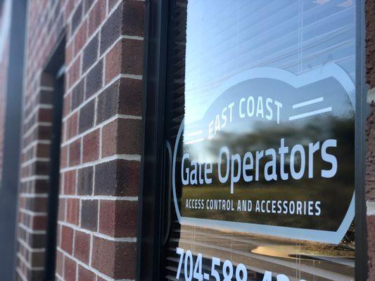 Give us a chance to become your first choice for gate operators and accessories!