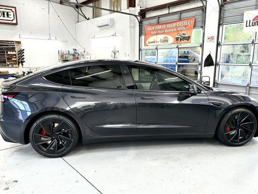 Llumar's FormulaOne Pinnacle Series nano-ceramic film on this 2024 Tesla Model 3