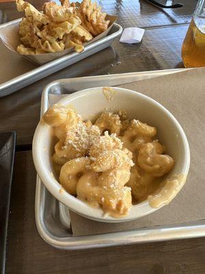 Beer Mac n Cheese; waffle fries too