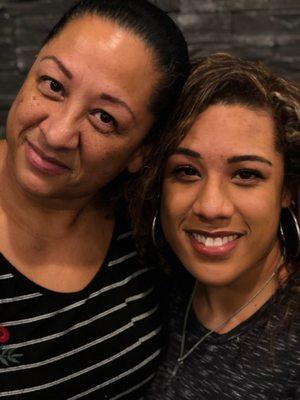 Mother and daughter eyebrows by Doris