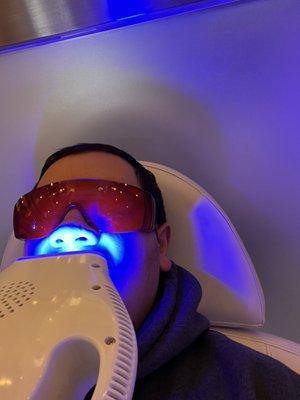 I'm at the Bay Plaza Teeth Whitening Kiosk getting scammed