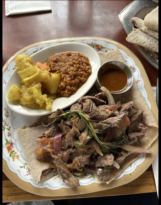 Tibs with Injera and lentil stew