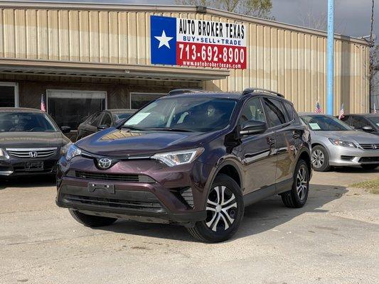 2018 Toyota RAV4... only  46k miles!