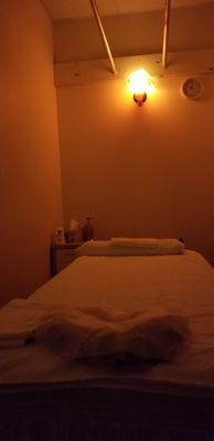 3/13/20 The room I was shown to. No Back Walking Massage for this session. Maybe next time.