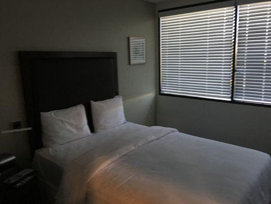 One of the bedrooms at our new Torrance sleep center at 23332 Hawthorne Blvd., Suite 302.