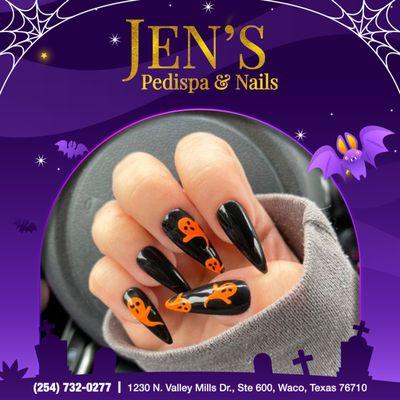 Hauntingly Beautiful Nails, Unmatched Expertise: Immerse Yourself in a Halloween Nail Affair of Luxury and Artistic Mastery!