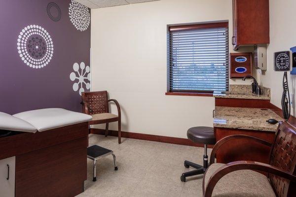 Exam room: Minnesota Women's Care Maplewood