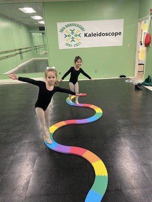 Preschool dance class... walking the rainbow on St Patrick's Day