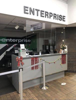 This is what an Enterprise rental car counter looks like when they are closed on Christmas and you have a reservations