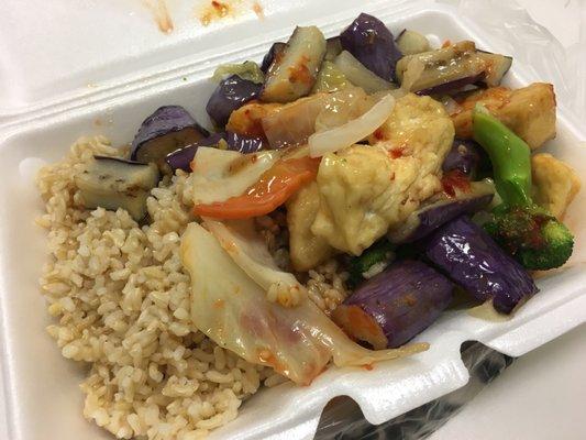 Tofu with eggplant & brown rice