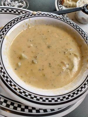 Broccoli and cheese soup