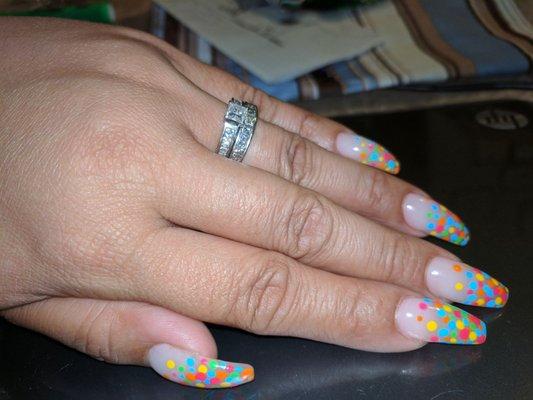 Linda's Nails & Spa