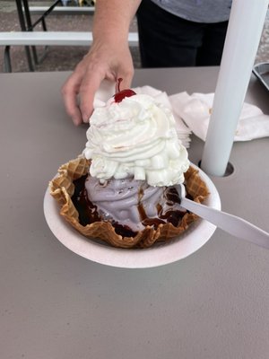 Hot fudge Sundae