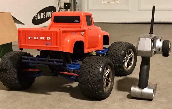 Tmaxx classic Ford.