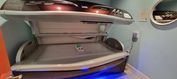 Clean tanning rooms.