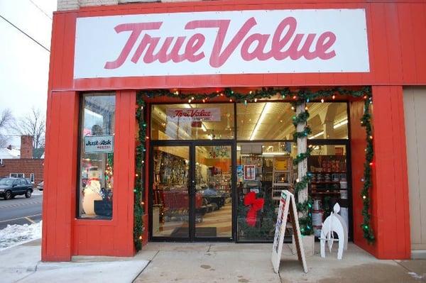 Dickinson True Value Fennville. Hardware, Rental