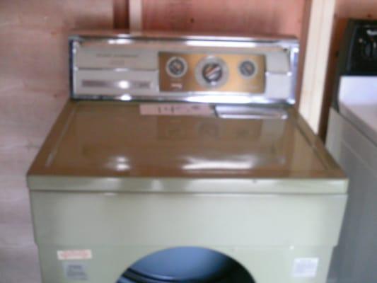 Kenmore Dryer Older but a 1 owner. Has light on top