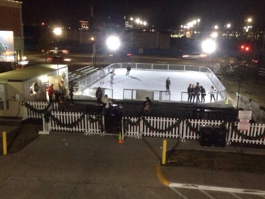 Night skating with Music