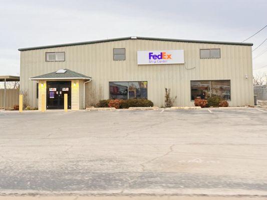 FedEx Ship Center