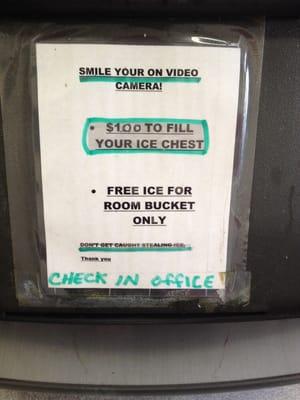 Sign on the ice machine.