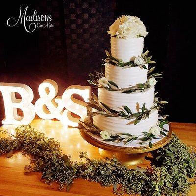 Madison's on Main did an amazing job on our wedding cake! The cake was beautiful and delicious.