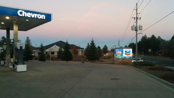 Chevron on Route 66