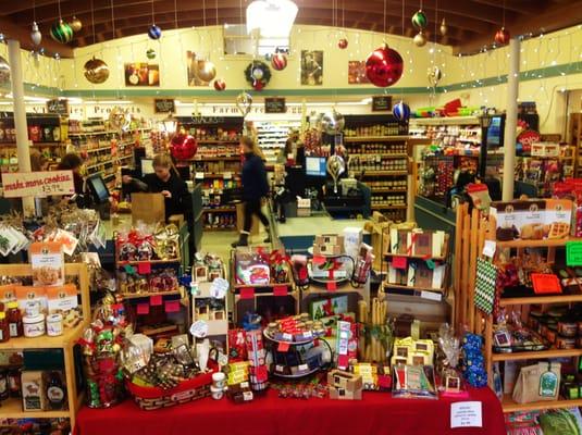 2014 Holiday Table at Lantman's Market