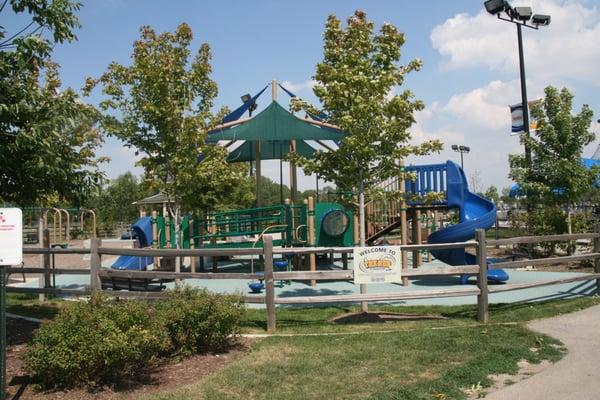 The playground @ the Hub in Berens Park