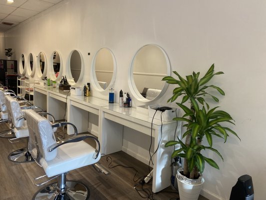 Beauty salon