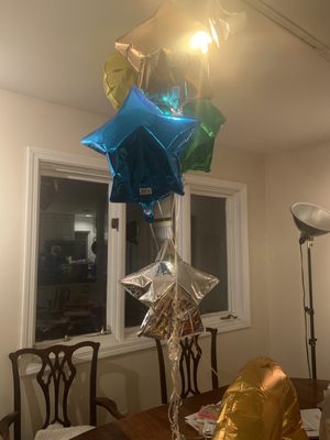 Balloon bouquet 2.5 weeks after delivery.